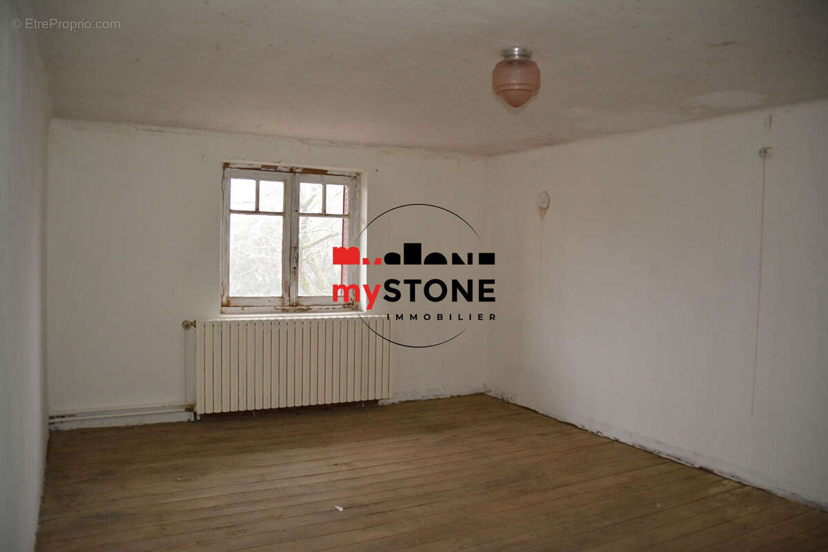 Maison à SAINT-MARCEL