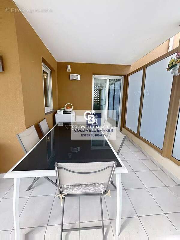 Appartement à FREJUS