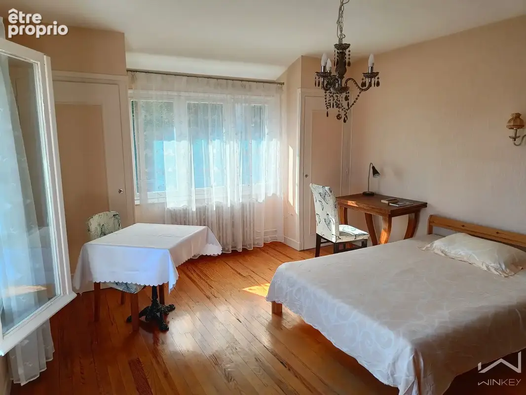 Maison familiale T7 6 chambres belles prestations, lumineuse et beaux volumes - photo 3