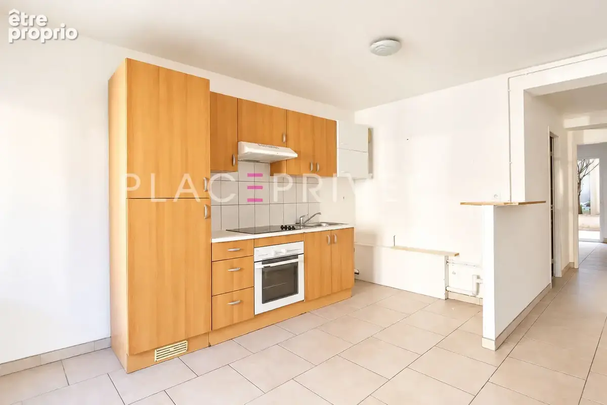 Appartement avec terrasse et jardinet - photo 4