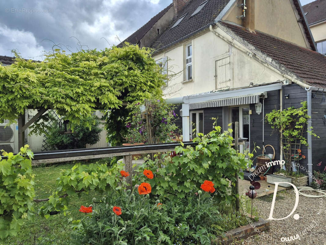 Maison à GASNY