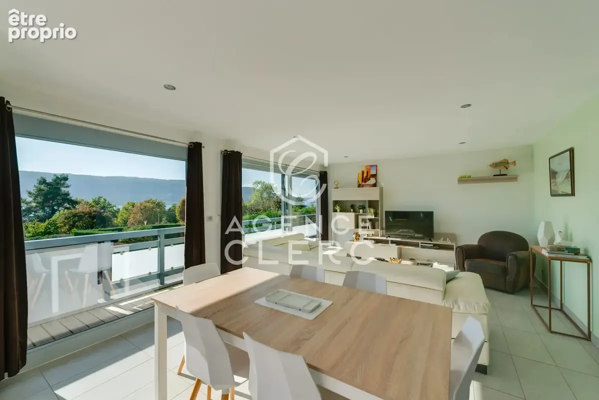 Veyrier-du-Lac,  villa contemporaine  proche et vue lac - photo 19