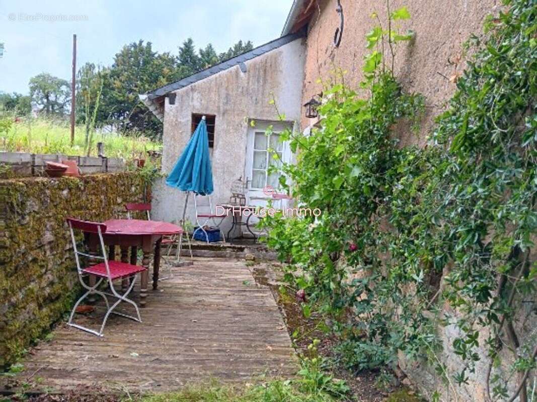 Maison à SAINT-BENIN-DES-BOIS