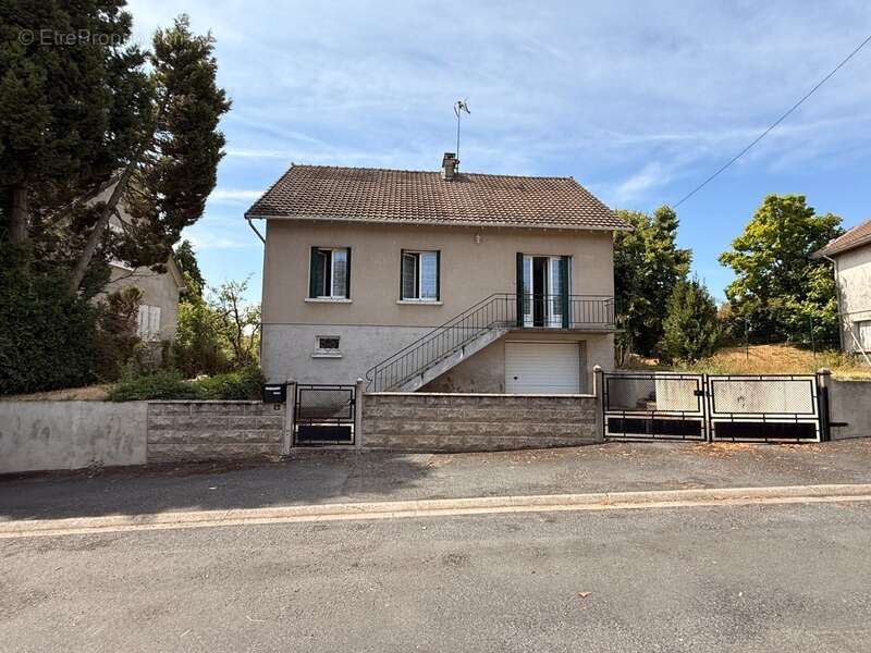 EN EXCLUSIVITE ! Pavillon de 95m² surélevé sur sous sol, rénové, sur terrain de 562m² 117 500 € - photo 38