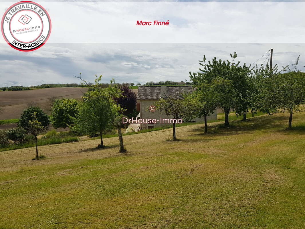 Maison 215 m² à Mensignac  - photo 376