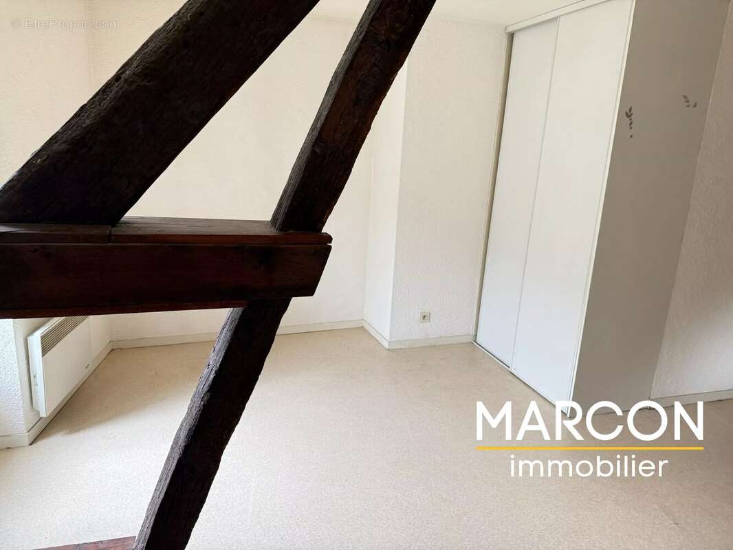 Appartement à SAINT-VAURY