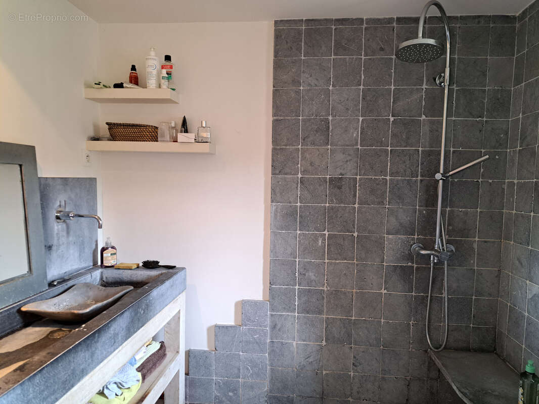 Maison à LE CHAMBON-SUR-LIGNON