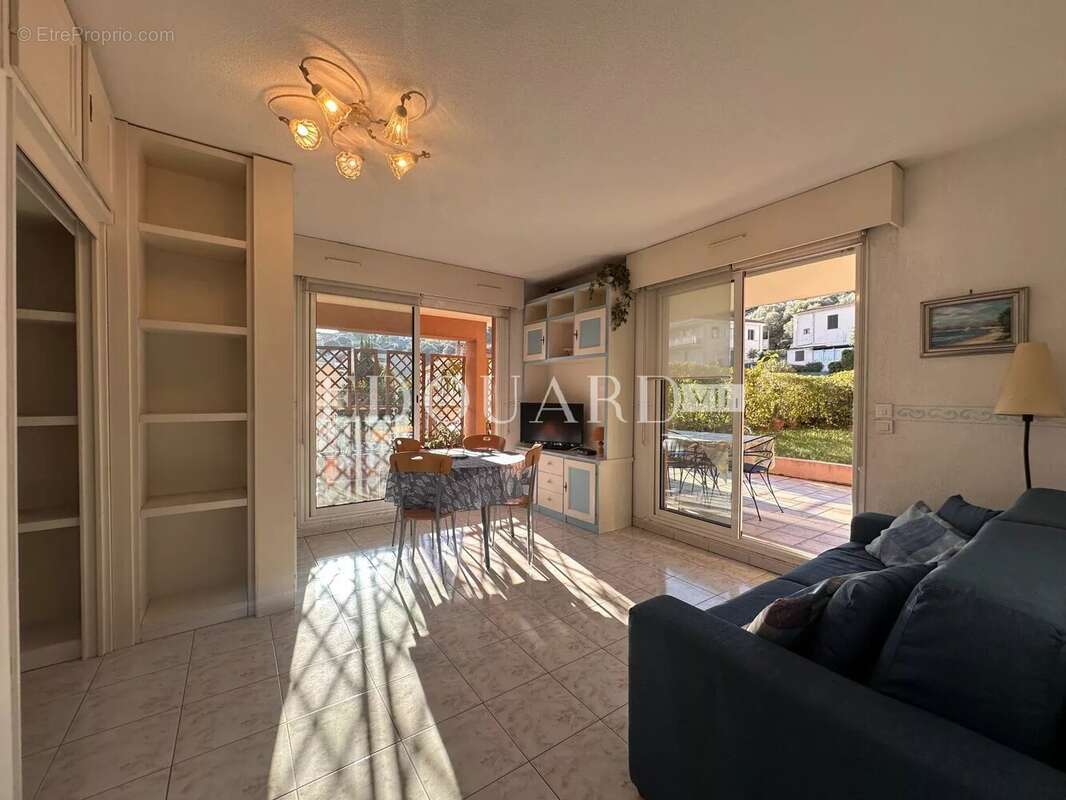 Appartement à ROQUEBRUNE-CAP-MARTIN