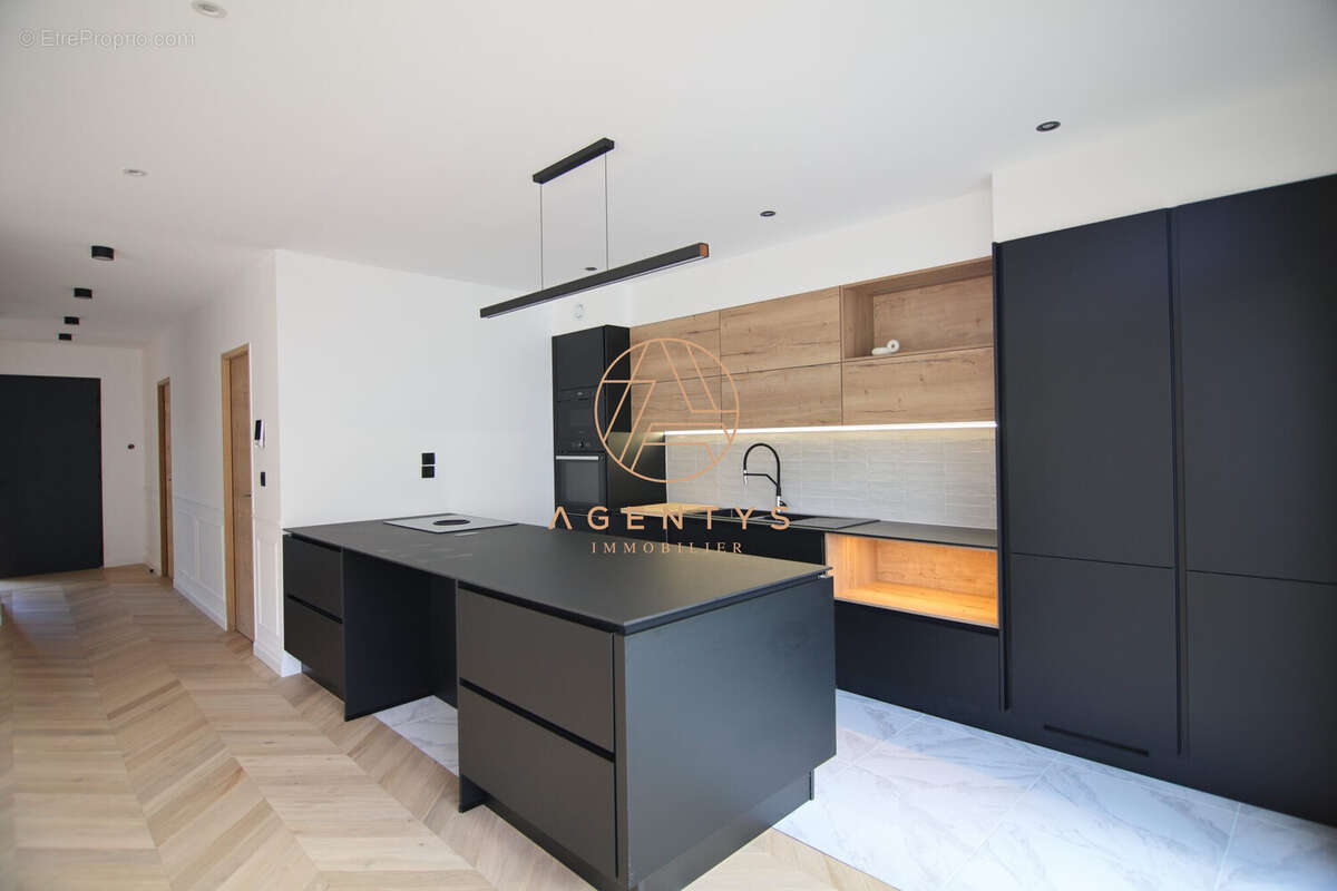 Maison à ORMESSON-SUR-MARNE