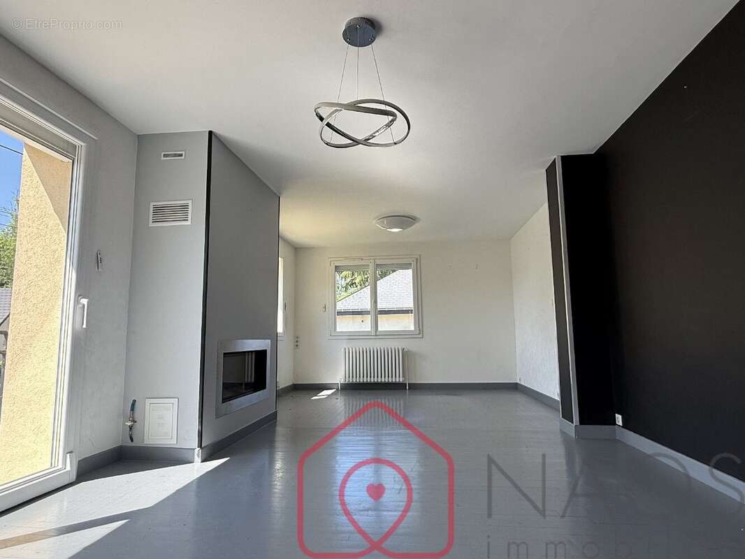Maison familiale 110 m²  4/5 chambres  Sous-sol complet  Balan - photo 6