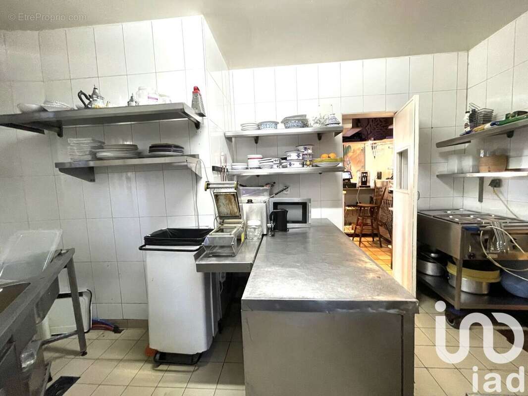 Photo 6