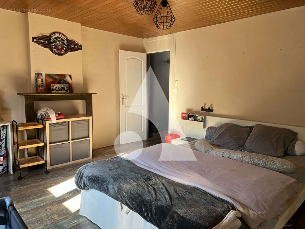 Maison à SAINT-AMAND-LES-EAUX