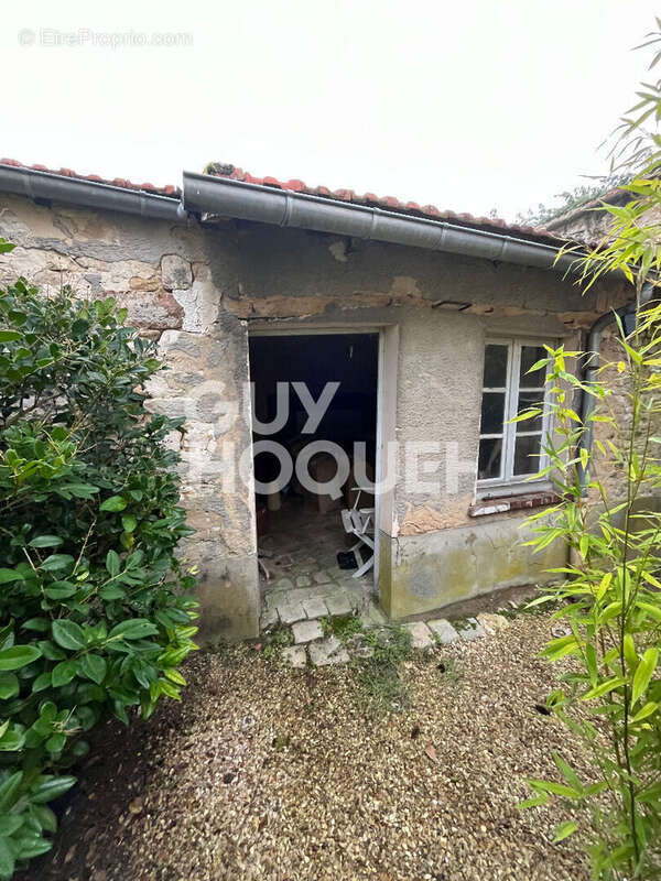Local commercial Malesherbes 204  m2 - photo 3