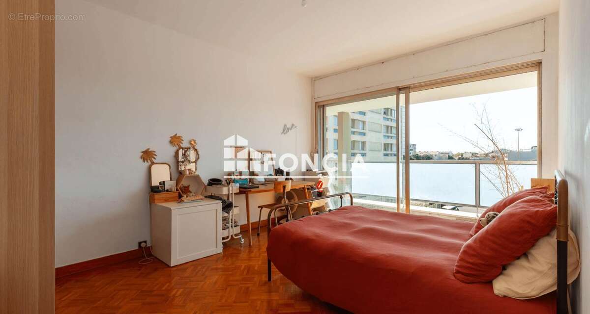 Appartement à MARSEILLE-8E
