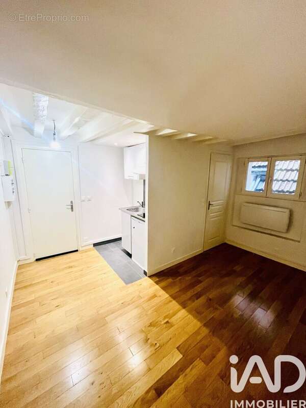 Photo 3 - Appartement à PARIS-3E