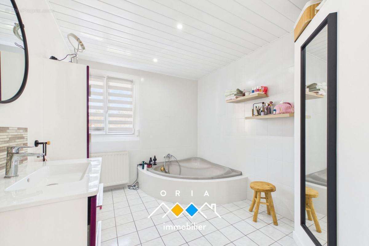 Maison à NOVEANT-SUR-MOSELLE