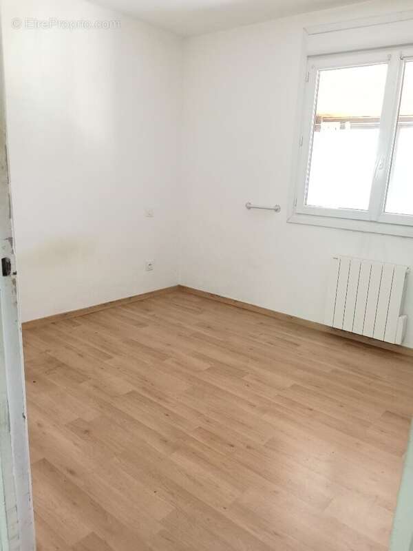 Maison à DURFORT-ET-SAINT-MARTIN-DE-SOSSENAC