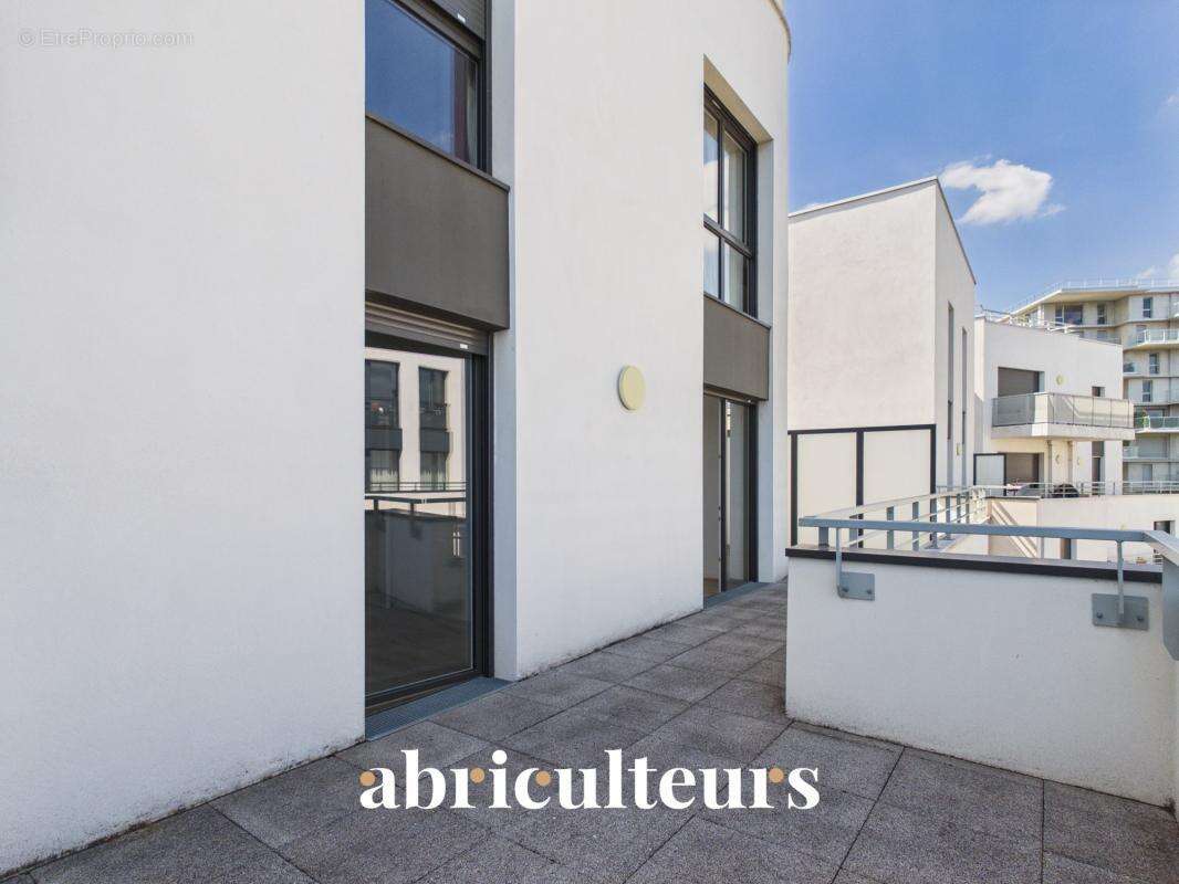 Appartement 5 pièces 91 m² – 4 chambres, 2 terrasses, 2 parkings – Colombes  - Allée Françoise Héritier - photo 18