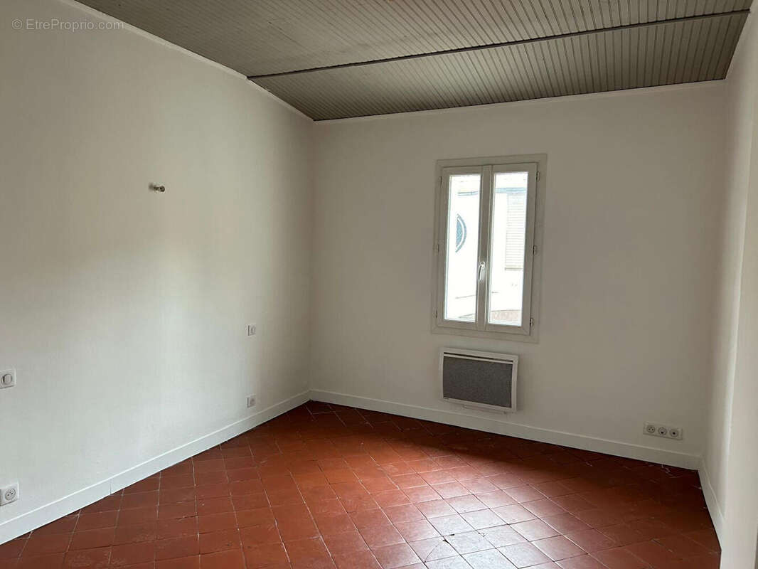 Maison à FONTVIEILLE