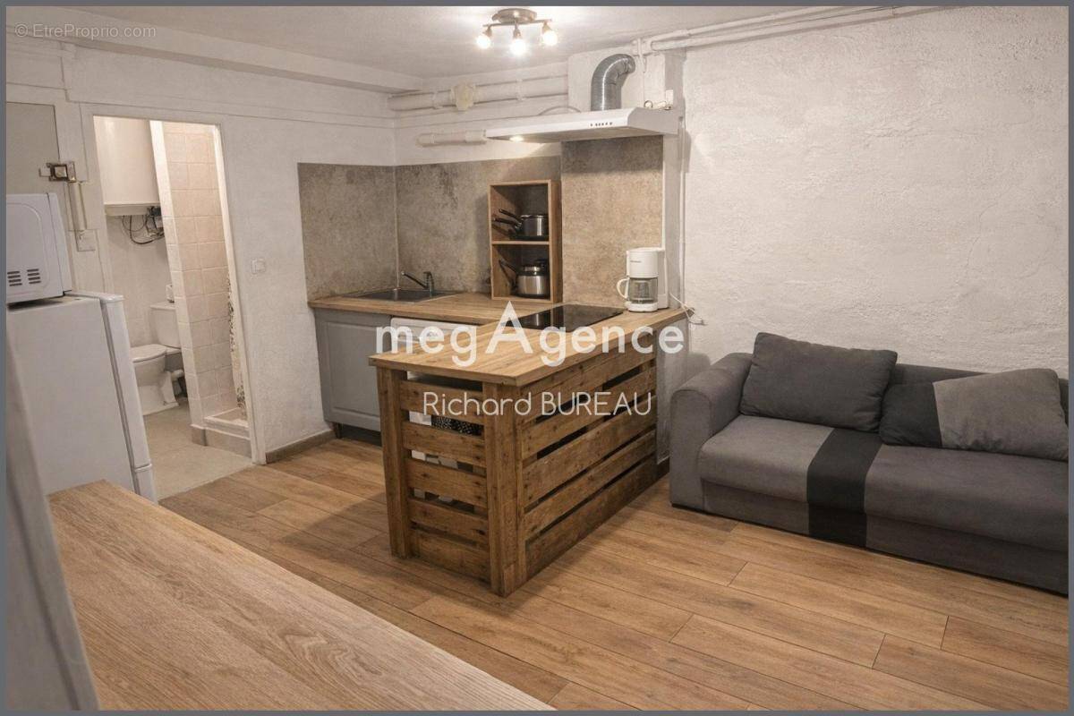 Appartement à LE LUC
