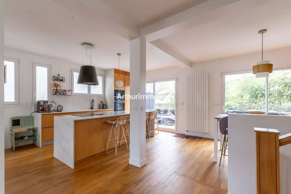 Maison à SUCY-EN-BRIE