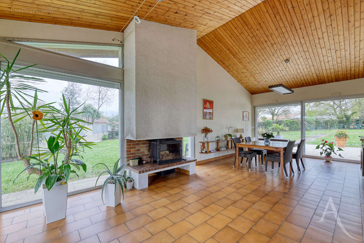 Maison plain-pied Montaigu-Vendée - photo 3