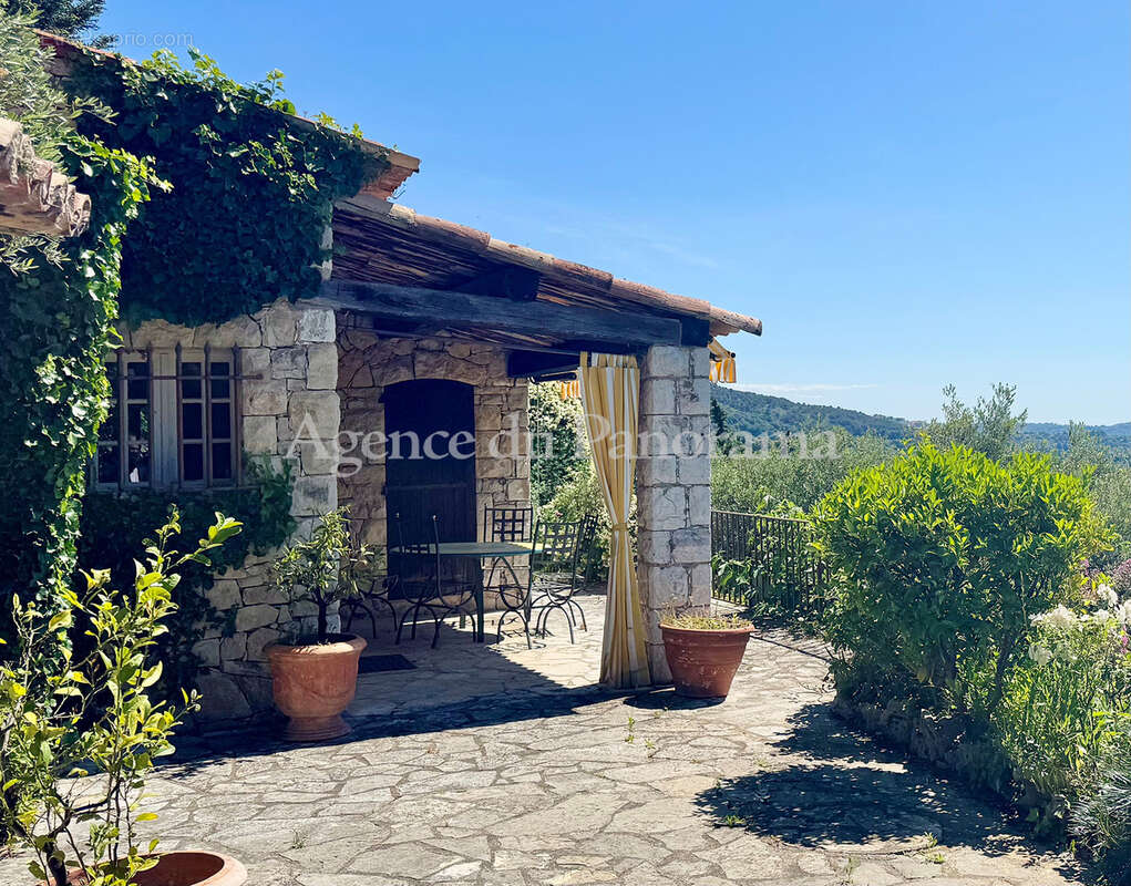 Maison à SPERACEDES