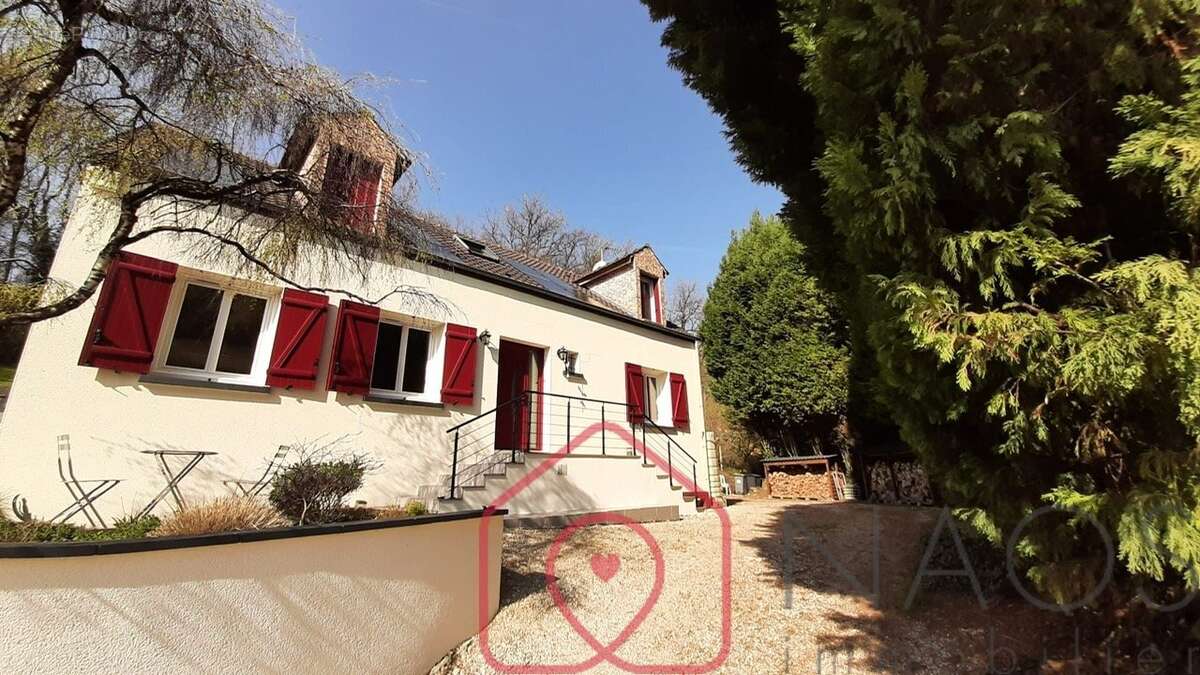 Maison à BAGNEAUX-SUR-LOING
