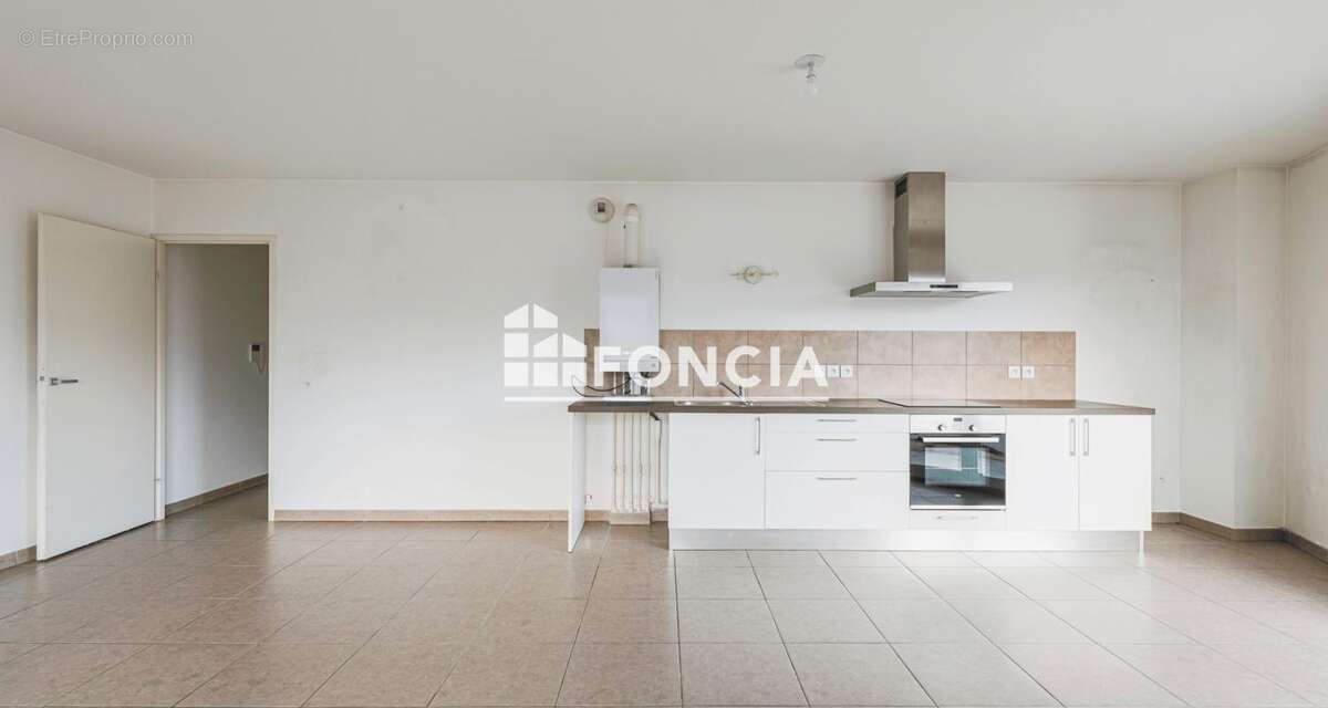 Appartement à MEYLAN