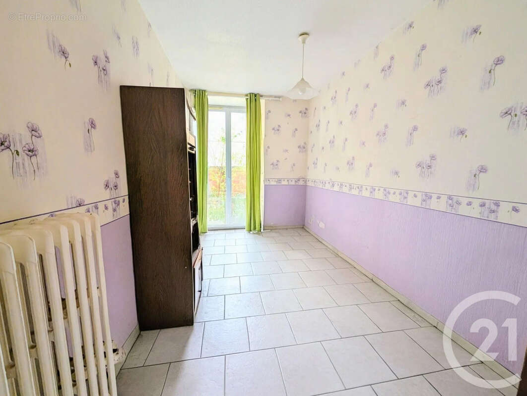 Maison à ECURY-SUR-COOLE