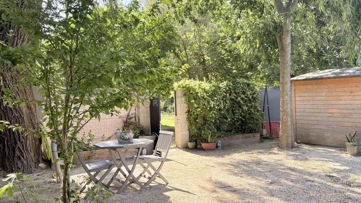 Maison à BOLLENE