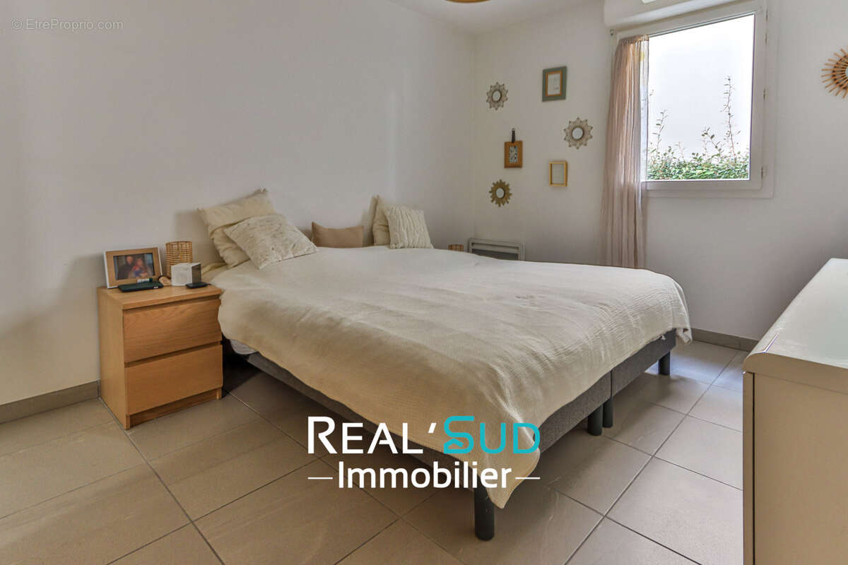 Appartement à MARSEILLE-9E