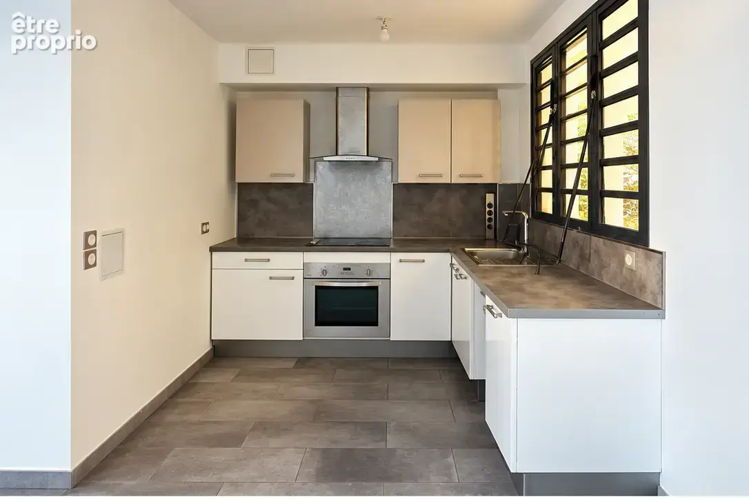 A vendre - appartement f2 - saint pierre - 206 700 € - photo 1