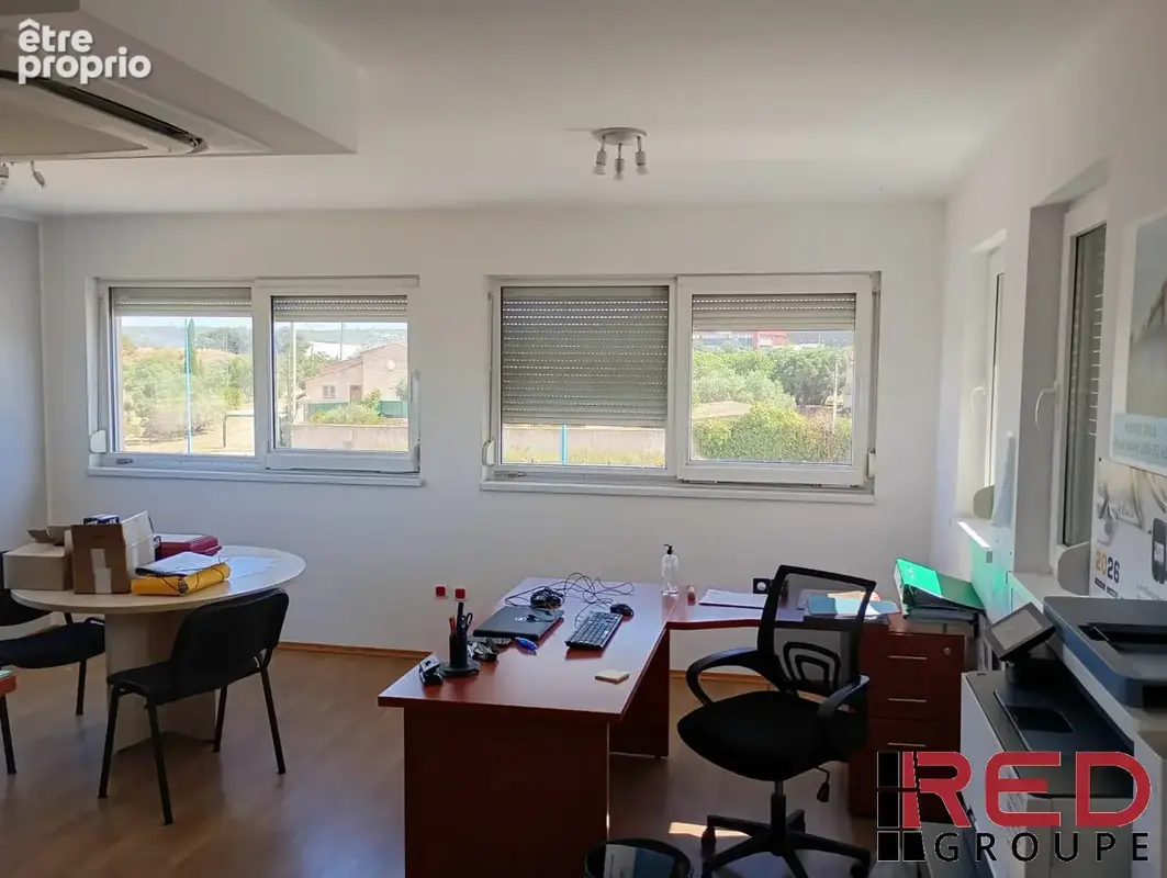 Commerce 220 m² à vendre à Berre-L'etang (13130) - photo 3