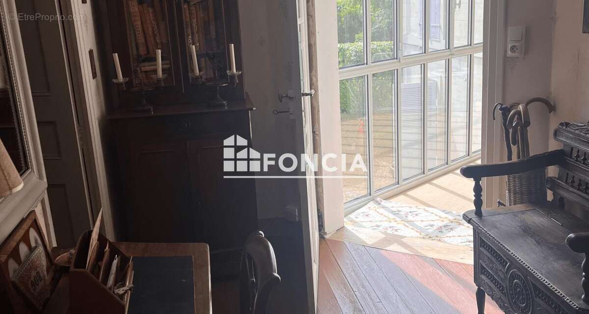 Ensemble immobilier avec cachet et beaux espaces extérieurs - photo 17