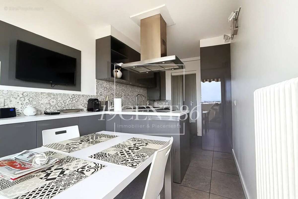 Appartement à LYON-8E