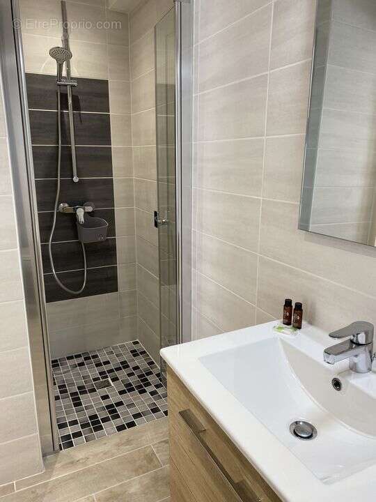 Commerce à CAZAUBON