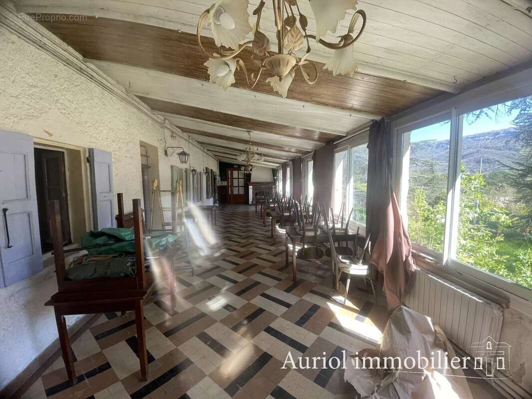 Maison à PLAN-D'AUPS-SAINTE-BAUME