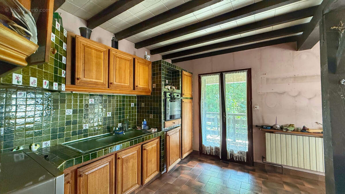 Maison à LA BUISSE