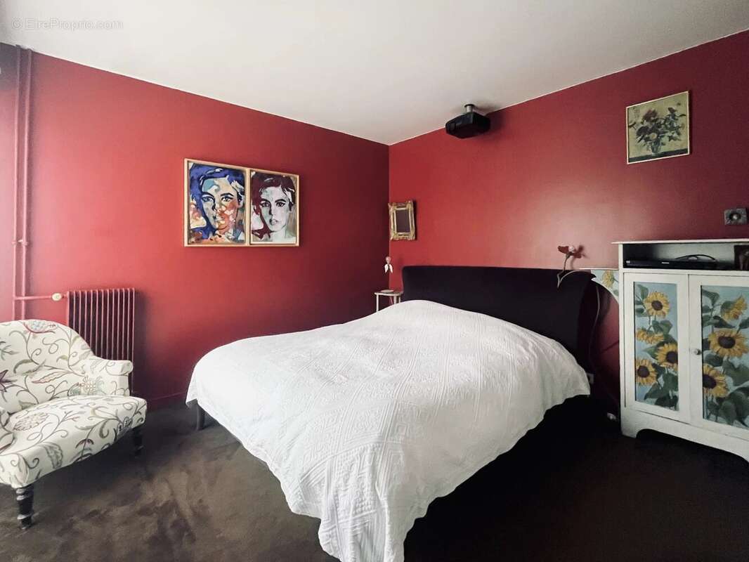 Appartement à PARIS-14E