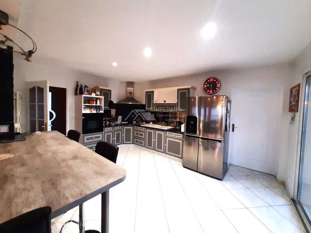 Maison à SAINT-SULPICE-DE-ROYAN