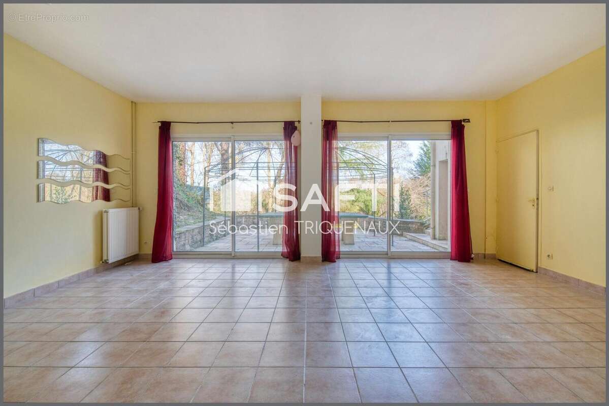 Photo 8 - Maison à MONTREUIL-JUIGNE