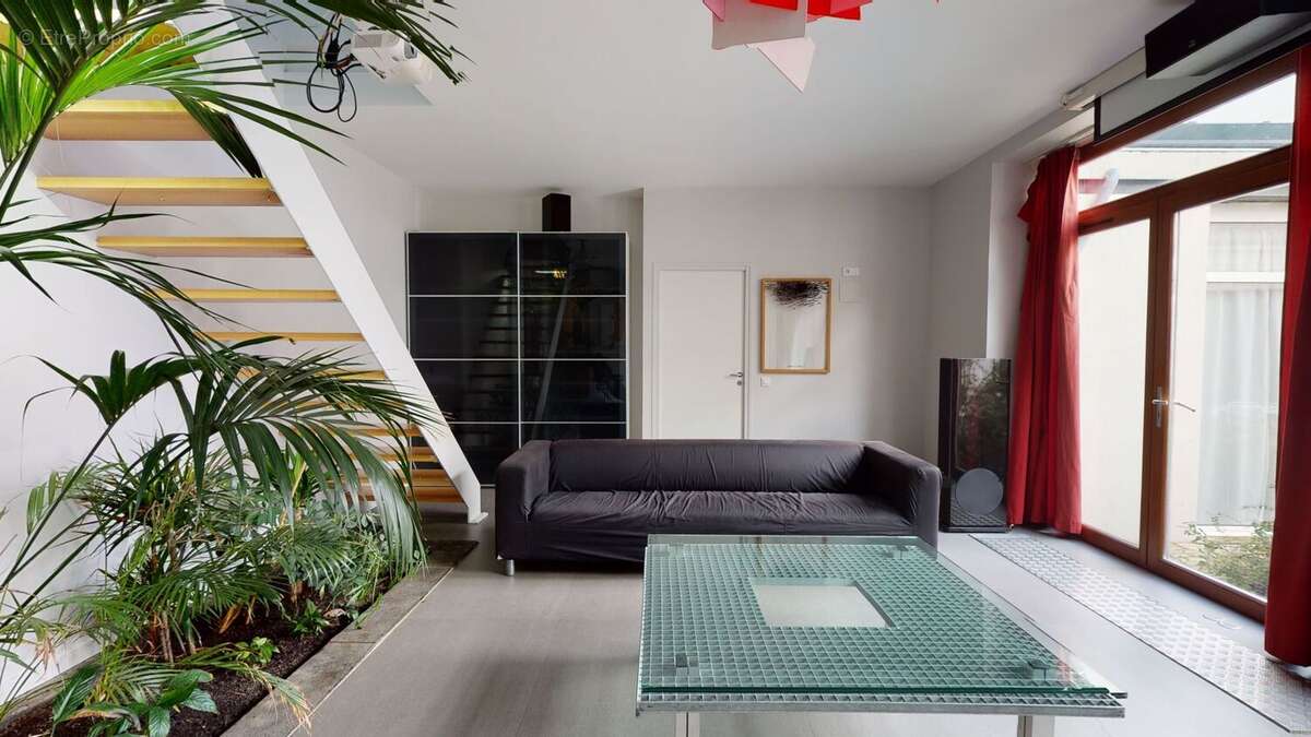 Maison à SAINT-MAUR-DES-FOSSES