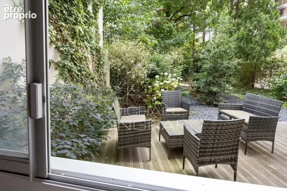 A vendre - 2 Pièces - Inkermann-  Jardin - Lycée Pasteur- Bon état - photo 8