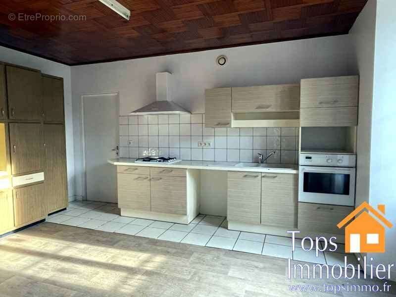 Maison à LA CAPELLE-BLEYS