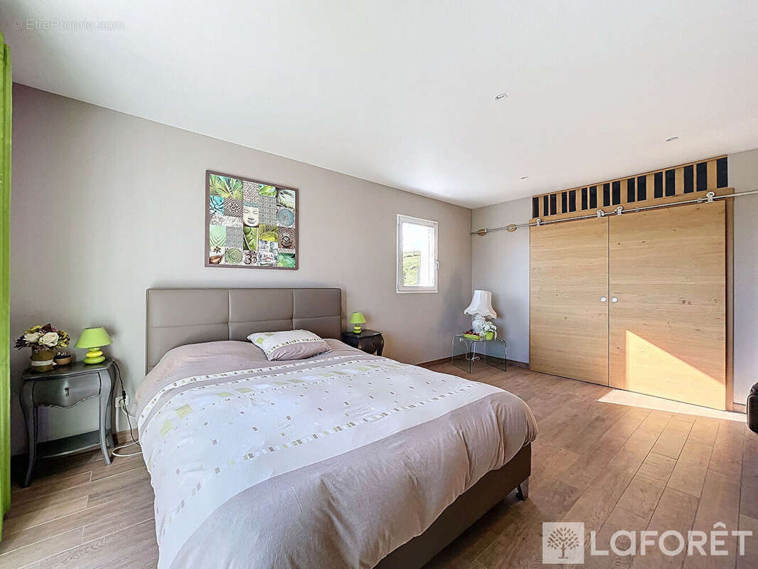 Maison à BOURGOIN-JALLIEU