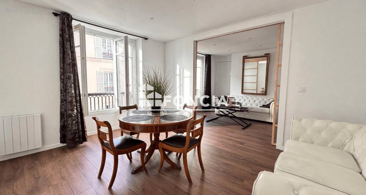 Appartement à PARIS-18E
