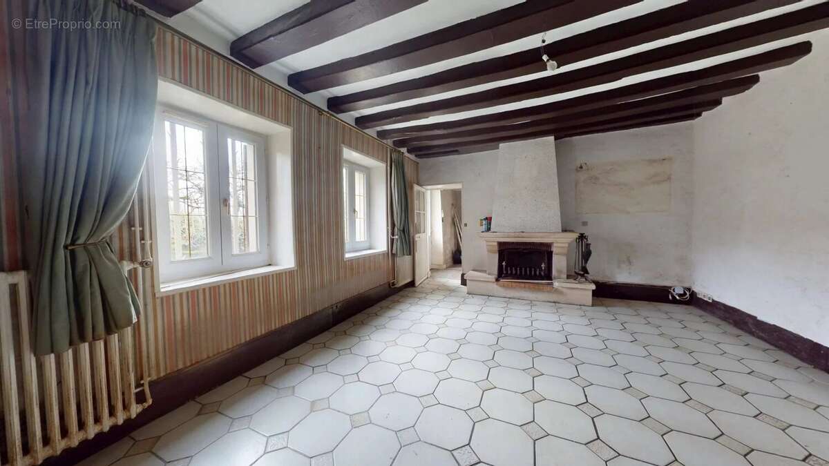 Maison à SAINT-FORGET