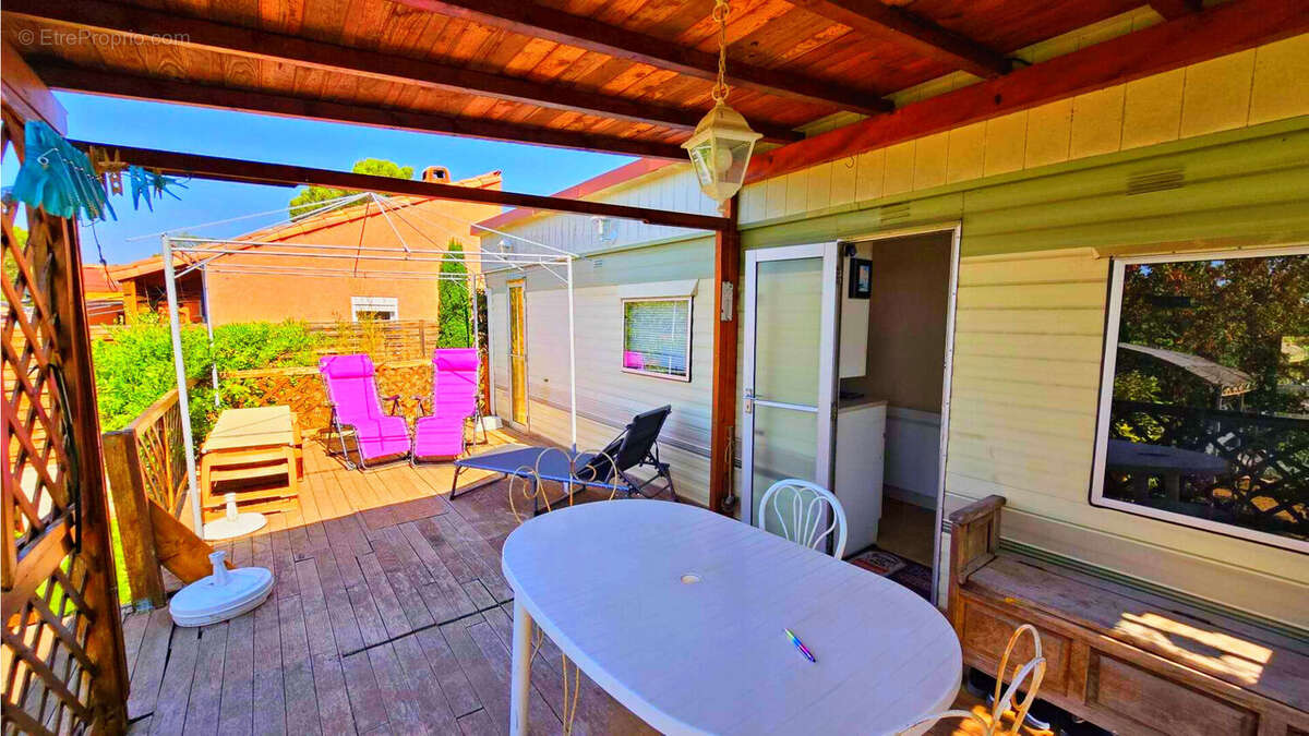 Coup de coeur au Castellet - Mobil-home avec terrain de 215 m² en pleine propriété - photo 8