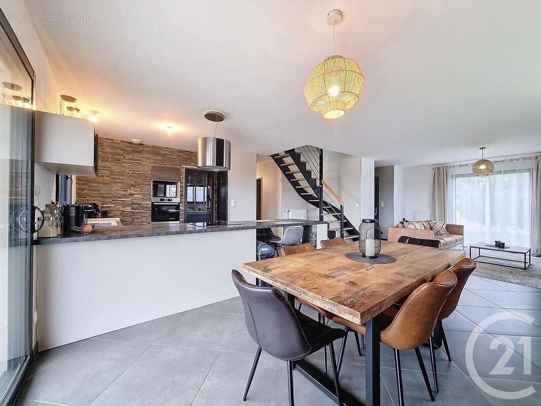 Maison à LA FERTE-SAINT-AUBIN